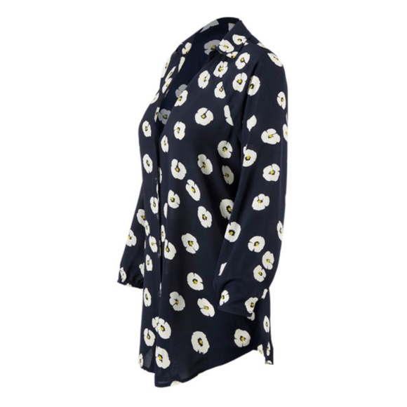 Cabi Go-To Button-Up Blouse-New Without Tags-XS - Picture 4 of 4